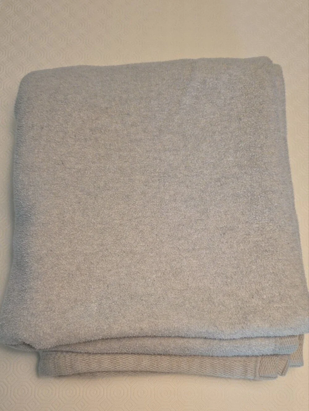 Peacock Alley Neutral Beige Bath Towel with Label 49x63
